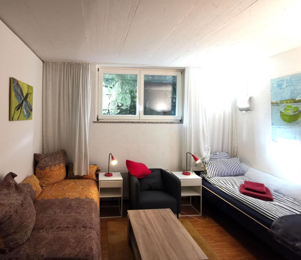 Ferienwohnung Im Turm Bellevue Mit 3 Schlafzimmern Sachsenheim Esterno foto